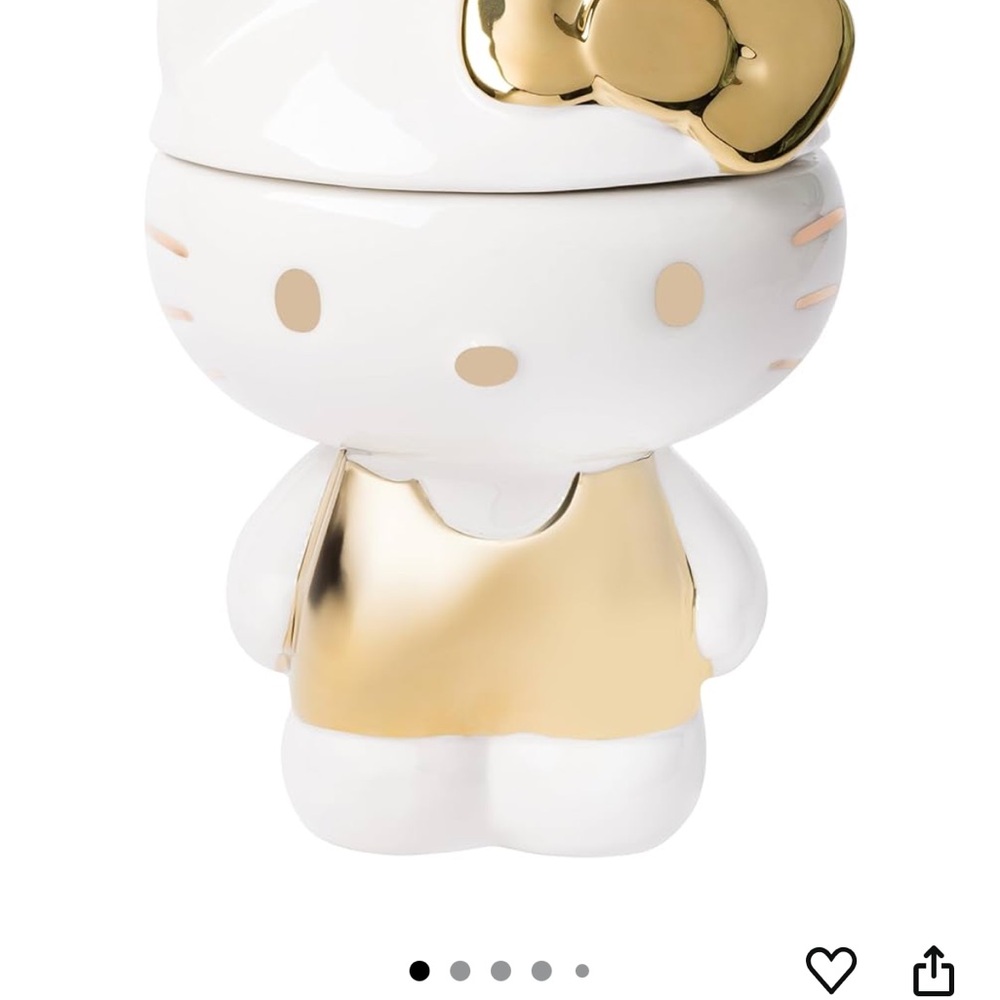 Sanrio White and Gold Hello Kitty Food Storage Container